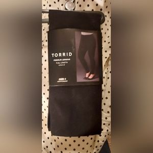 Torrid leggings black size 1 plus size
